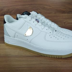 Nike Air Force 1 07 LV8 NBA White Gold Size 11 Men